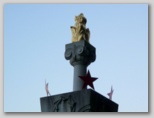 Spomenik NOB v Litiji: višina plamena 70 cm je gematrično identična podpisu Plecnik