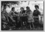 Miran, Veli, Marijan, mama Mima, Vikica, Alenka, Cvetka Hladnik, Stražišče okrog 1958