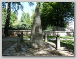 Obelisk bazoviškim žrtvam, Prešernov gaj v Kranju