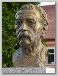 Fran Miklošič (1813-1891) pred univerzo v Mariboru