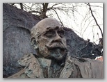 Ivan Hribar, spomenik v Ljubljani