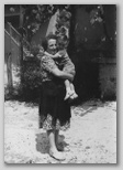 S staro mamo Mimo v Borovnici 1960