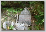 Partizanski grob, Javorški preval pod Storžičem