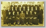 Učiteljski zbor gimnazije v Murski Soboti 1955, na sredini sedi Franc Zadravec