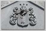 Gomilsko, grb na mavozoleju družine Haupt