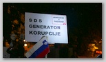 SDS generator korupcije