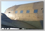 Dakota DC-9, Otok