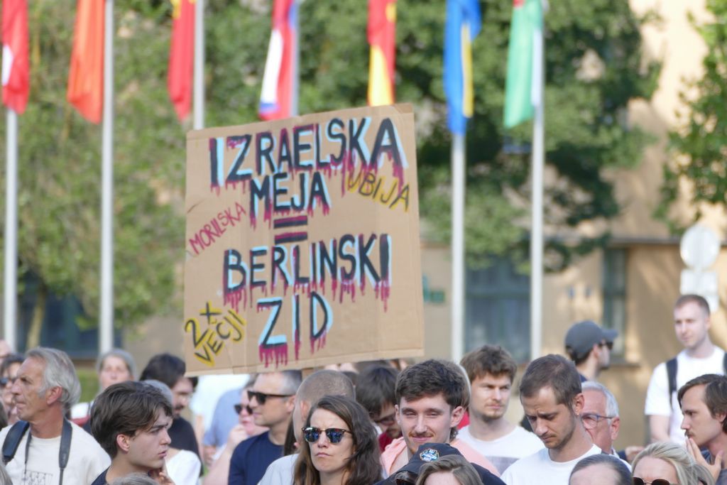 p1430593.jpg
