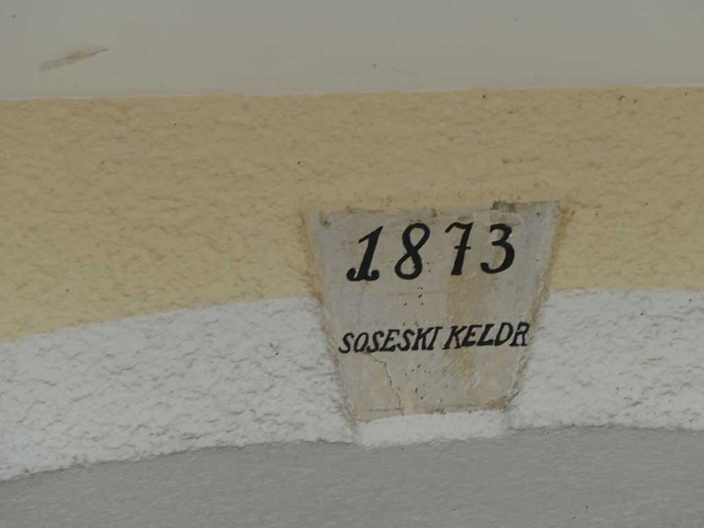 p1480666.jpg