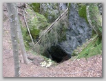 Snežna jama na Mežakli